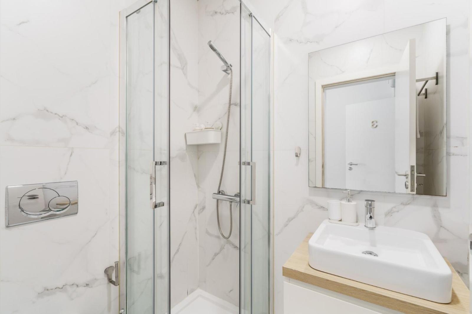 Bellu Studios & Suites Брага Екстериор снимка