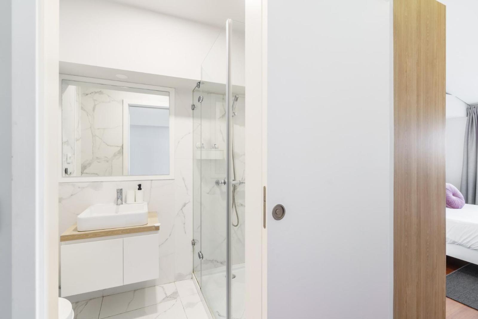 Bellu Studios & Suites Брага Екстериор снимка