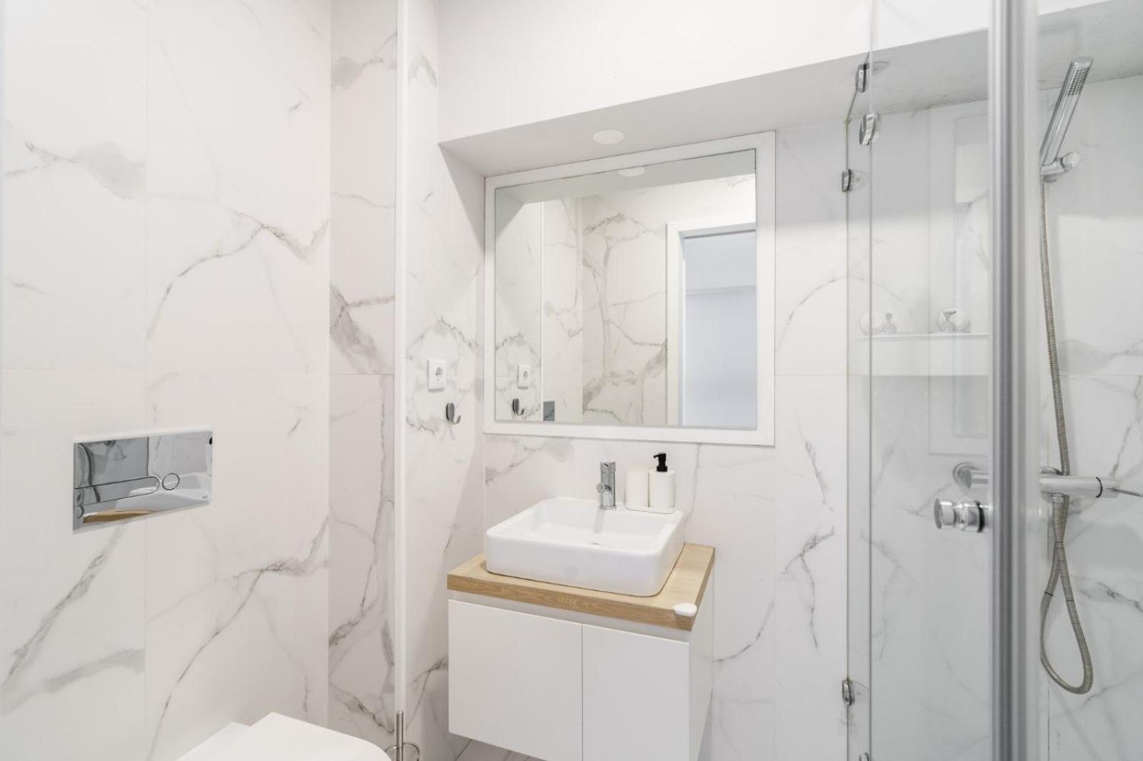 Bellu Studios & Suites Брага Екстериор снимка